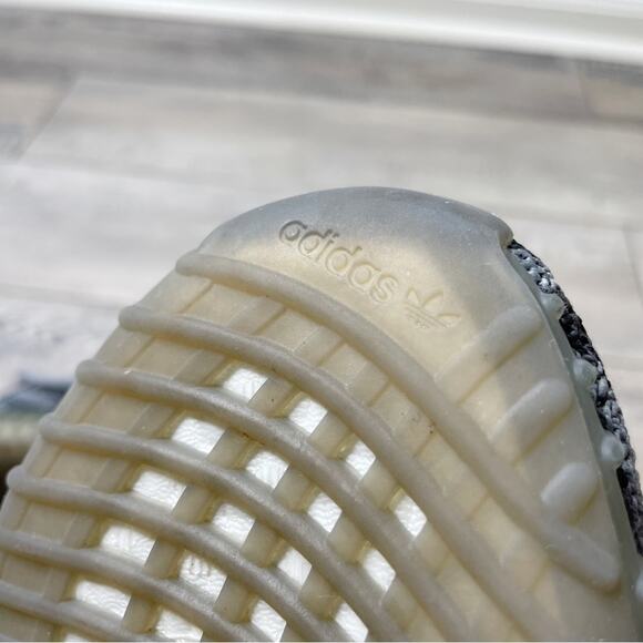adidas Yeezy Boost 350 V2 Lace Up Sneakers Beluga 2.0 Mens 6.5 - Picture 13 of 13